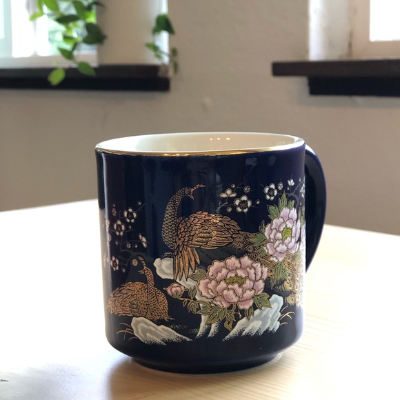 Deep indigo & gold enamel peacock mug - Picture 1 of 7